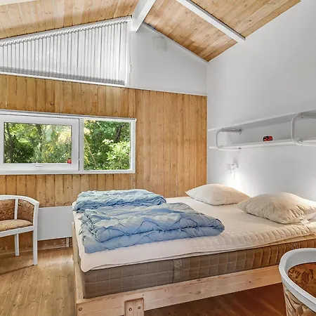 Holiday home With A Pool For 8 People Near Fuglso Strand,